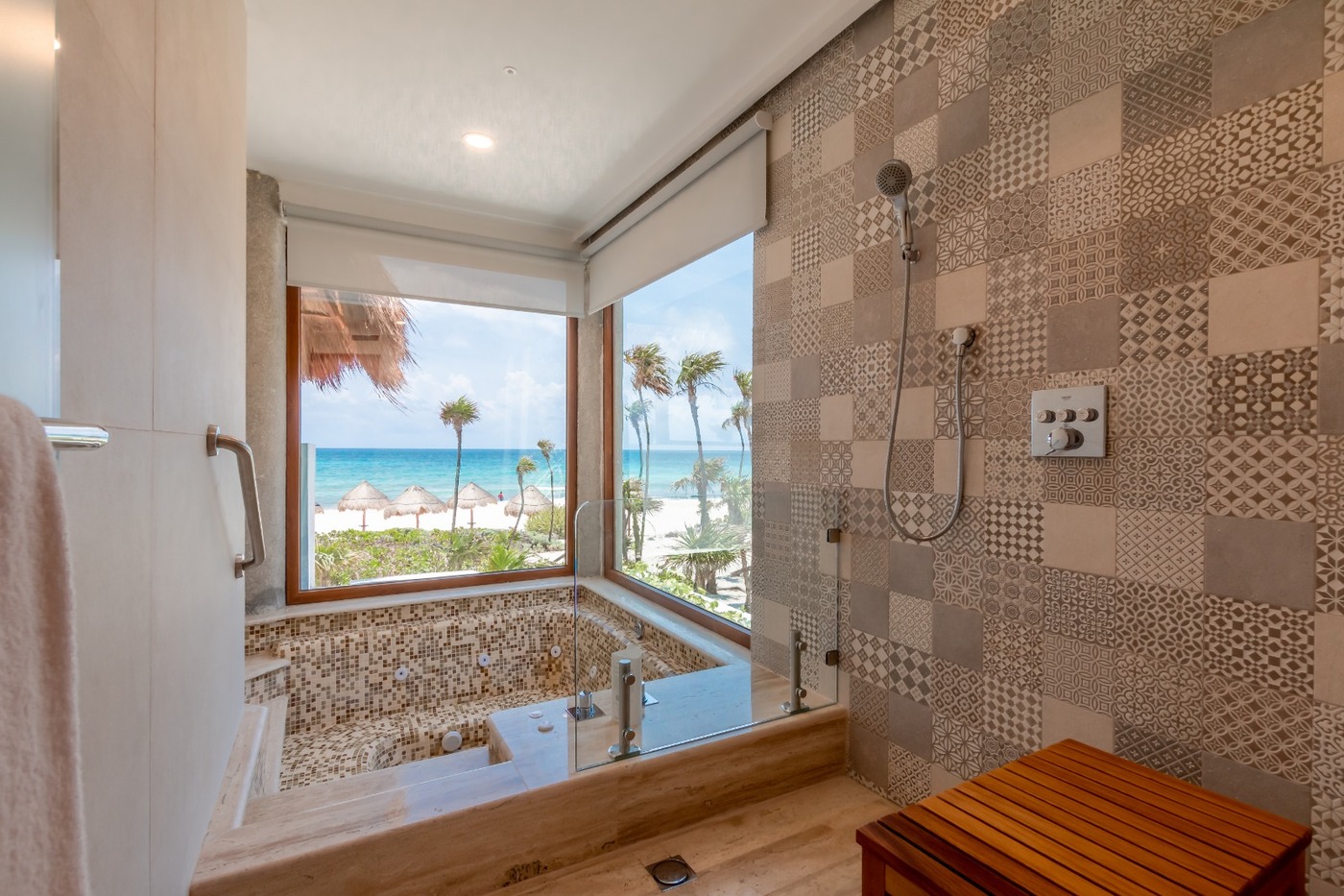 Valentin Imperial, Riviera Maya 
